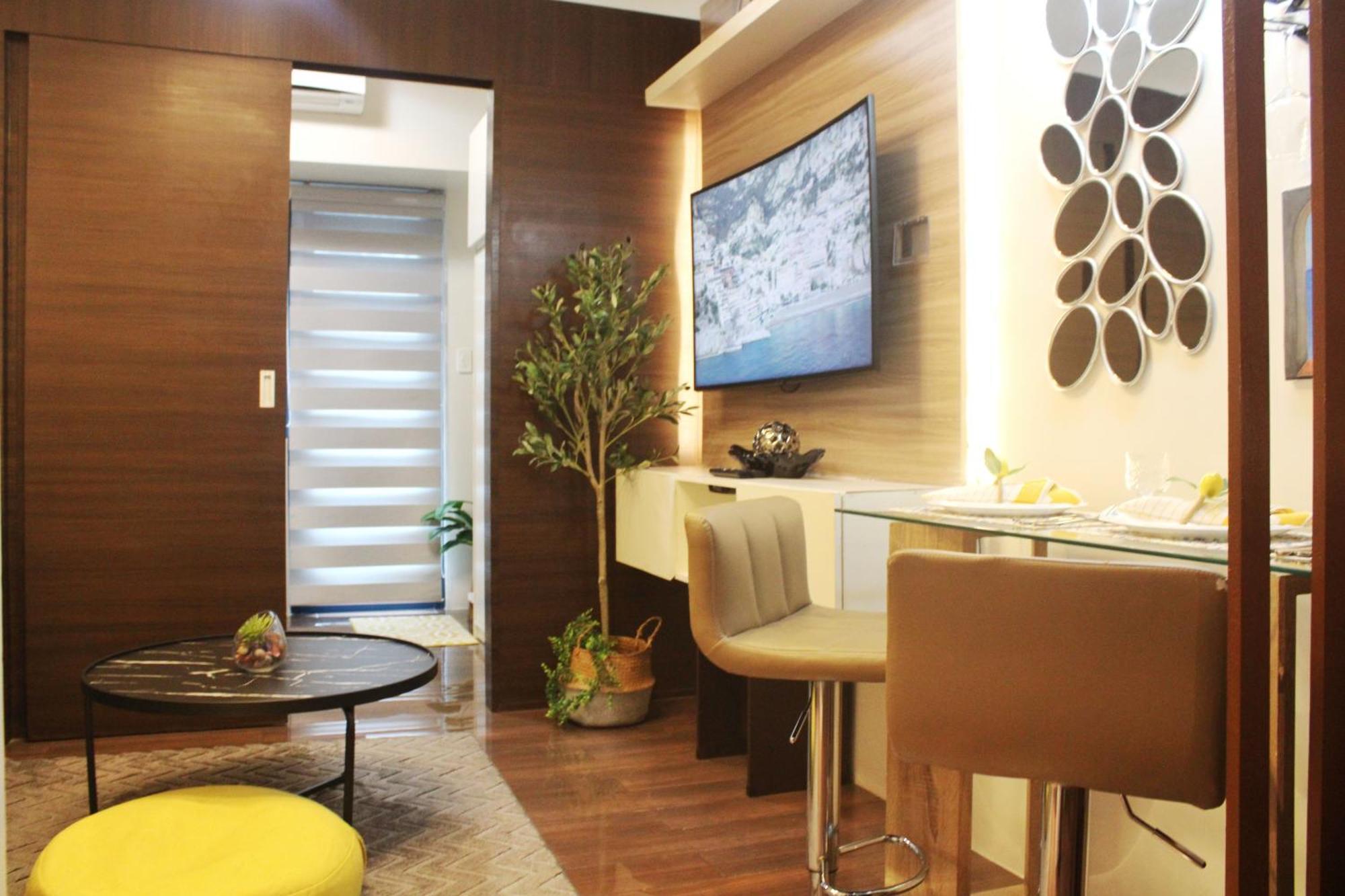 Stylish&Comfort Unit With Balcony In Air Makati Makati City Екстериор снимка